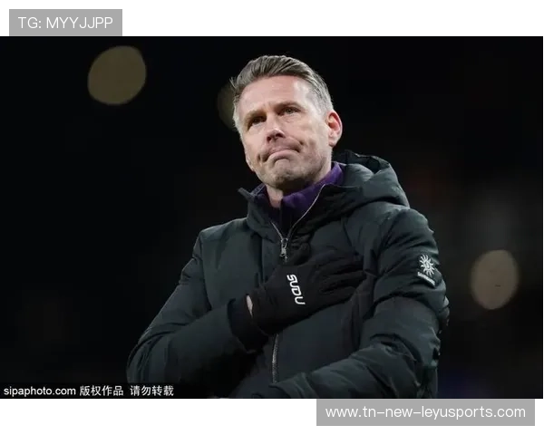 英超关键战,教练赞队员,英超教练下课榜 英超关键战,教练赞队员,英超教练下课榜